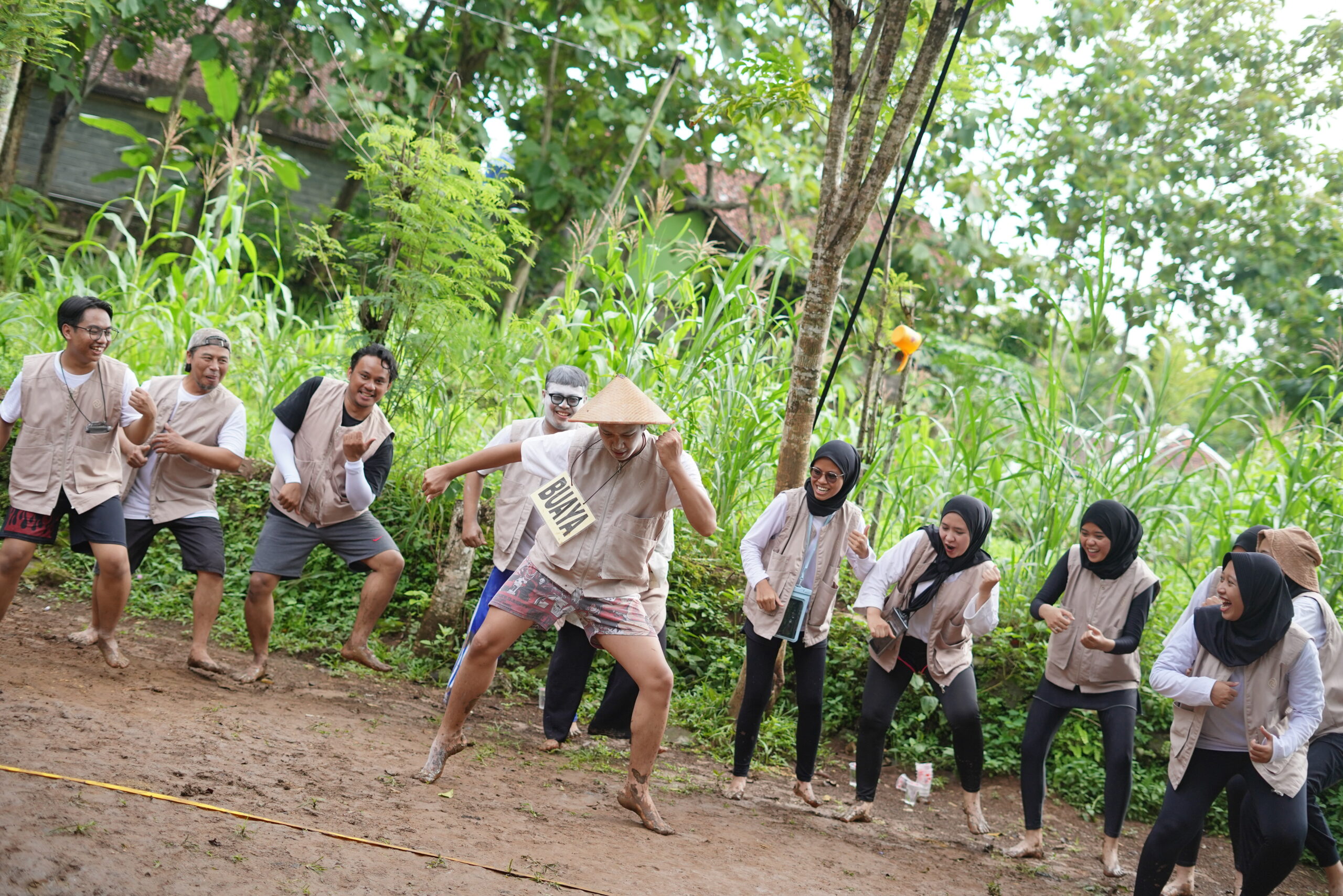 Seru Banget, 9 Rekomendasi Tema Outbound Bersama Rekan Kerja, Tim Makin Solid!